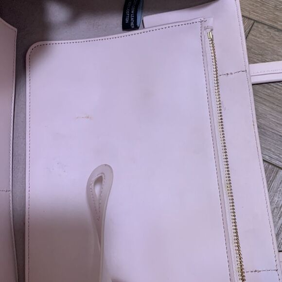 Neely & Chloe Tote - Picture 12 of 16